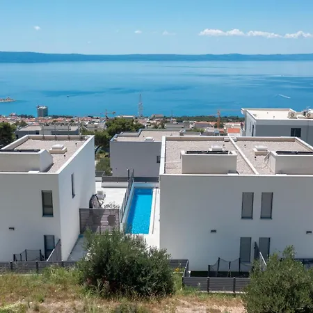 Villa Sunny Lux 2 In By Guide *