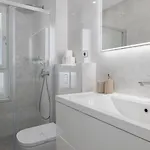 Sunny Lux 2 In By Guide Villa