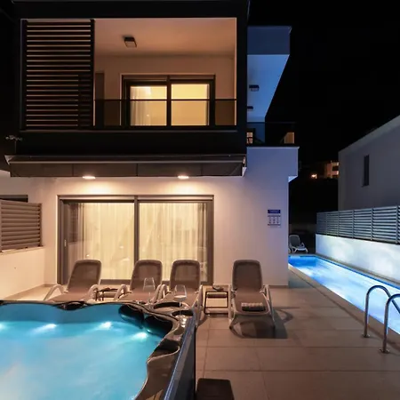 Sunny Lux 2 In By Guide * מאקרסקה