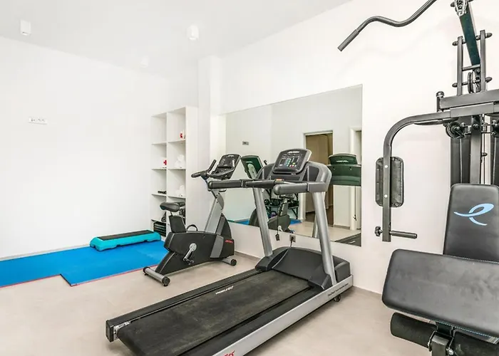 וילה Sunny Lux 2 In By Guide *