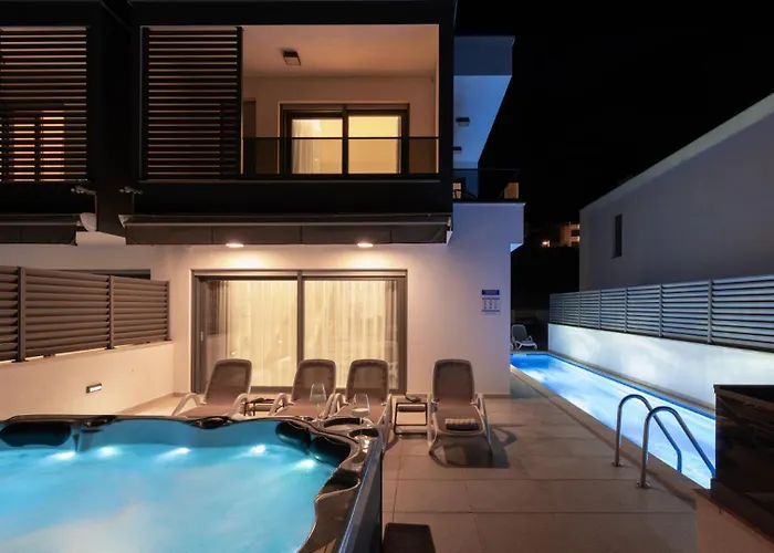 Sunny Lux 2 In By Guide * מאקרסקה