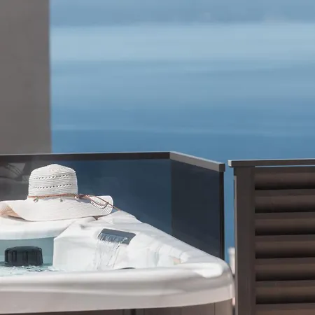 Villa Sunny Lux 2 In By Guide *