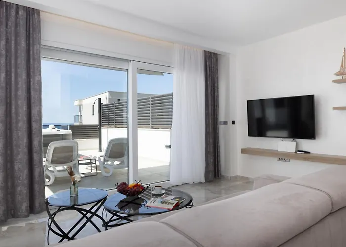 Sunny Lux 2 In By Guide *