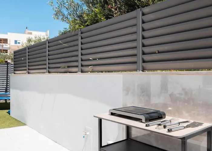 Sunny Lux 2 In By Guide Villa Makarska